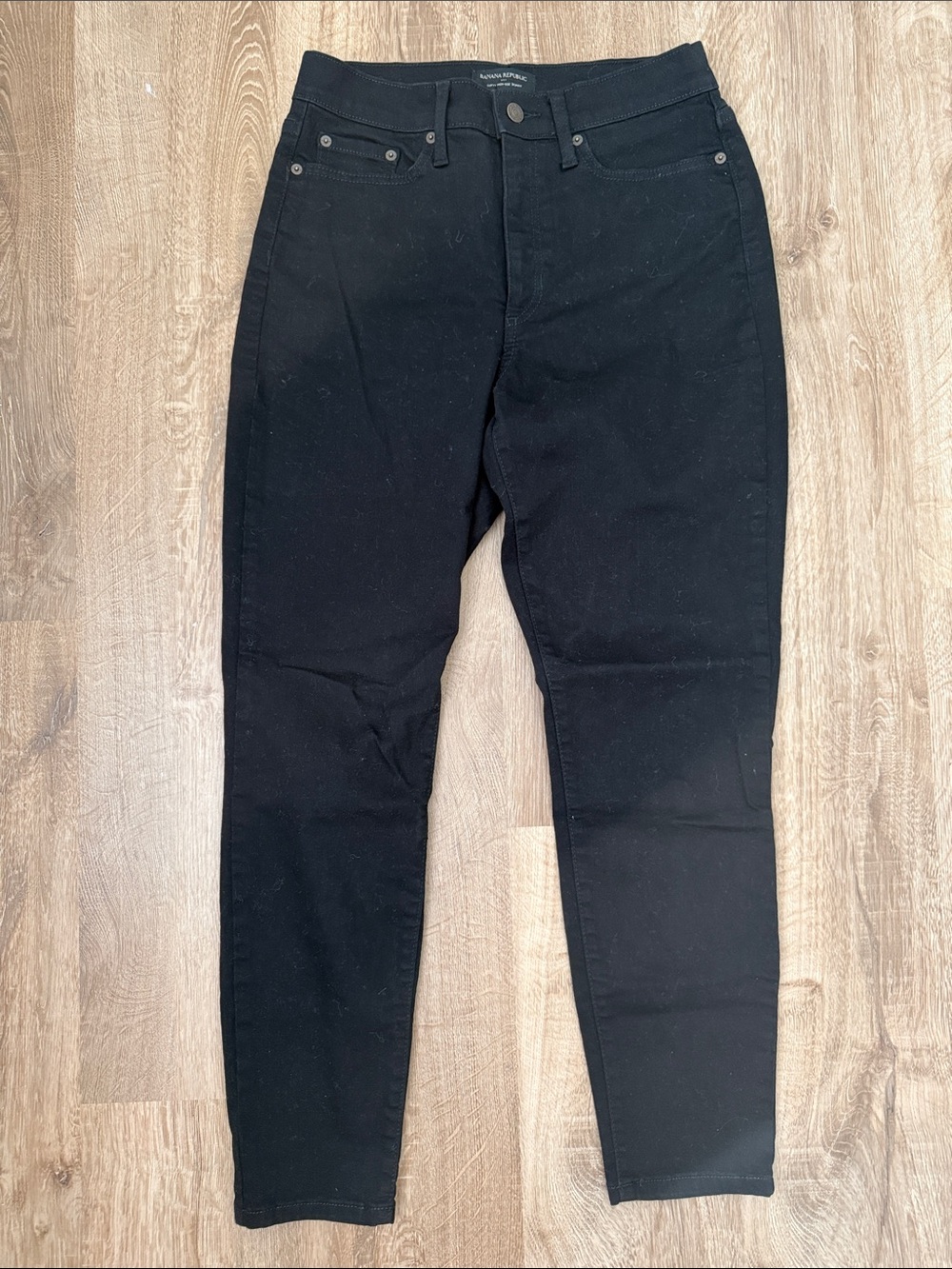 Banana Republic Women's Black Curvy High-Rise Skinny Jeans